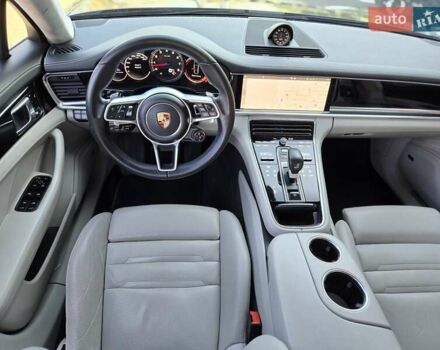 Серый Порше Панамера, объемом двигателя 2.89 л и пробегом 135 тыс. км за 47000 $, фото 6 на Automoto.ua