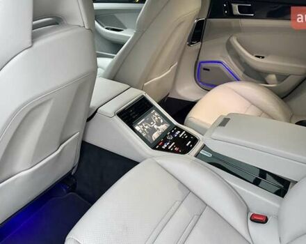 Серый Порше Панамера, объемом двигателя 2.89 л и пробегом 67 тыс. км за 65000 $, фото 8 на Automoto.ua