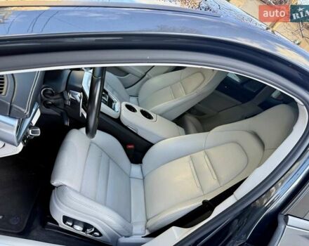 Сірий Порше Panamera, об'ємом двигуна 2.89 л та пробігом 67 тис. км за 54900 $, фото 77 на Automoto.ua