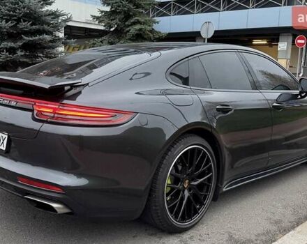 Серый Порше Панамера, объемом двигателя 2.89 л и пробегом 67 тыс. км за 65000 $, фото 6 на Automoto.ua