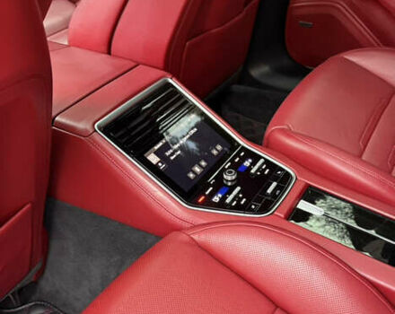 Серый Порше Панамера, объемом двигателя 2.9 л и пробегом 72 тыс. км за 68000 $, фото 30 на Automoto.ua