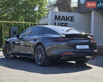 Серый Порше Панамера, объемом двигателя 2.89 л и пробегом 135 тыс. км за 47000 $, фото 1 на Automoto.ua