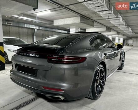 Сірий Порше Panamera, об'ємом двигуна 3 л та пробігом 30 тис. км за 59000 $, фото 15 на Automoto.ua