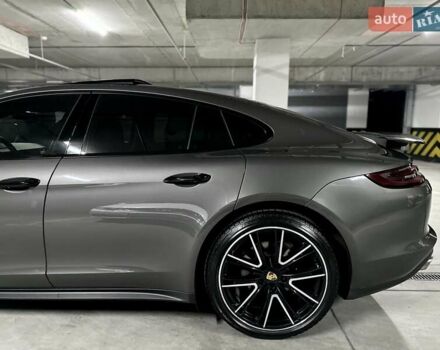 Сірий Порше Panamera, об'ємом двигуна 3 л та пробігом 30 тис. км за 59000 $, фото 8 на Automoto.ua