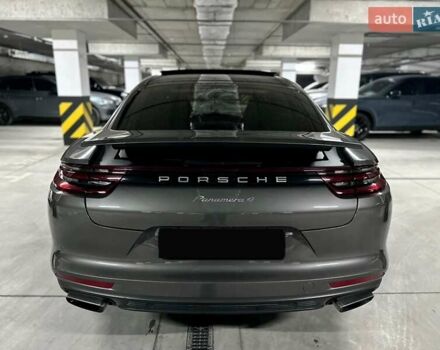 Сірий Порше Panamera, об'ємом двигуна 3 л та пробігом 30 тис. км за 59000 $, фото 13 на Automoto.ua