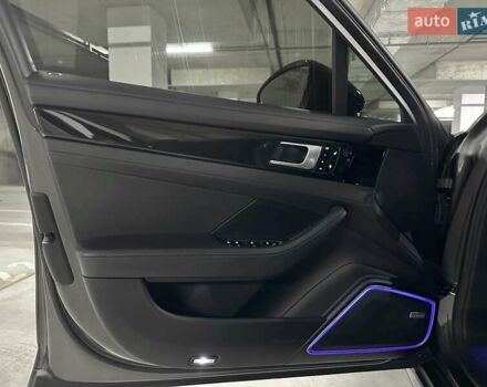 Сірий Порше Panamera, об'ємом двигуна 3 л та пробігом 30 тис. км за 59000 $, фото 26 на Automoto.ua