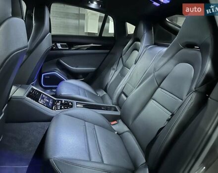 Сірий Порше Panamera, об'ємом двигуна 3 л та пробігом 30 тис. км за 59000 $, фото 34 на Automoto.ua