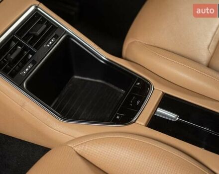 Серый Порше Панамера, объемом двигателя 2.89 л и пробегом 80 тыс. км за 54500 $, фото 30 на Automoto.ua