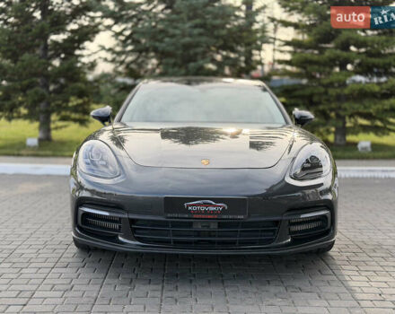 Сірий Порше Panamera, об'ємом двигуна 3 л та пробігом 72 тис. км за 55000 $, фото 7 на Automoto.ua