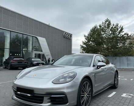 Сірий Порше Panamera, об'ємом двигуна 2.89 л та пробігом 65 тис. км за 79900 $, фото 13 на Automoto.ua