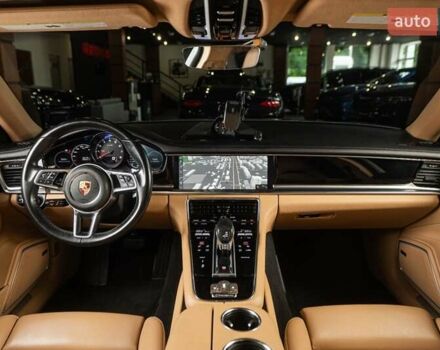 Серый Порше Панамера, объемом двигателя 2.89 л и пробегом 80 тыс. км за 54500 $, фото 23 на Automoto.ua