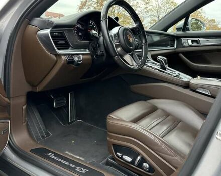 Сірий Порше Panamera, об'ємом двигуна 2.89 л та пробігом 65 тис. км за 79900 $, фото 40 на Automoto.ua