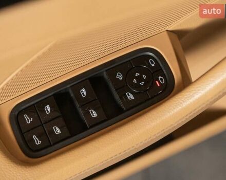 Серый Порше Панамера, объемом двигателя 2.89 л и пробегом 80 тыс. км за 54500 $, фото 54 на Automoto.ua