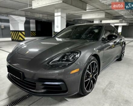 Сірий Порше Panamera, об'ємом двигуна 3 л та пробігом 30 тис. км за 59000 $, фото 3 на Automoto.ua