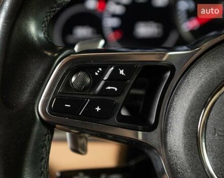 Серый Порше Панамера, объемом двигателя 2.89 л и пробегом 80 тыс. км за 54500 $, фото 42 на Automoto.ua