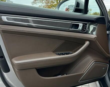 Сірий Порше Panamera, об'ємом двигуна 2.89 л та пробігом 65 тис. км за 79900 $, фото 45 на Automoto.ua