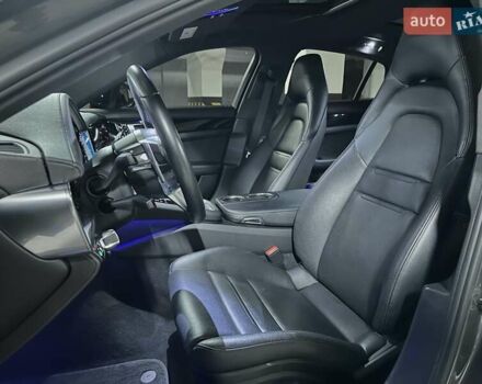 Сірий Порше Panamera, об'ємом двигуна 3 л та пробігом 30 тис. км за 59000 $, фото 31 на Automoto.ua