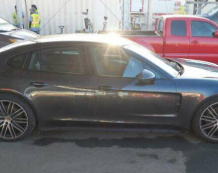 Сірий Порше Panamera, об'ємом двигуна 2.89 л та пробігом 90 тис. км за 47500 $, фото 11 на Automoto.ua