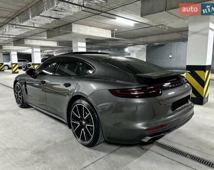 Сірий Порше Panamera, об'ємом двигуна 3 л та пробігом 30 тис. км за 59000 $, фото 10 на Automoto.ua