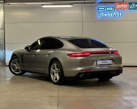 Серый Порше Панамера, объемом двигателя 2.89 л и пробегом 44 тыс. км за 80057 $, фото 2 на Automoto.ua