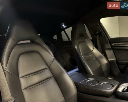 Серый Порше Панамера, объемом двигателя 2.89 л и пробегом 44 тыс. км за 80057 $, фото 51 на Automoto.ua