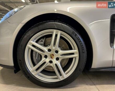 Серый Порше Панамера, объемом двигателя 2.89 л и пробегом 44 тыс. км за 80057 $, фото 17 на Automoto.ua