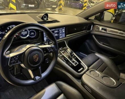 Серый Порше Панамера, объемом двигателя 2.89 л и пробегом 44 тыс. км за 80057 $, фото 3 на Automoto.ua