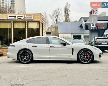 Серый Порше Панамера, объемом двигателя 4 л и пробегом 9 тыс. км за 154999 $, фото 7 на Automoto.ua