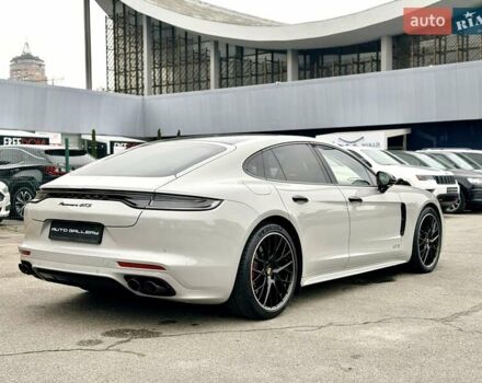 Серый Порше Панамера, объемом двигателя 4 л и пробегом 9 тыс. км за 154999 $, фото 10 на Automoto.ua