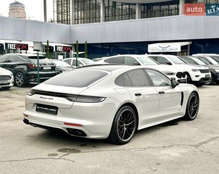 Серый Порше Панамера, объемом двигателя 4 л и пробегом 9 тыс. км за 154999 $, фото 5 на Automoto.ua