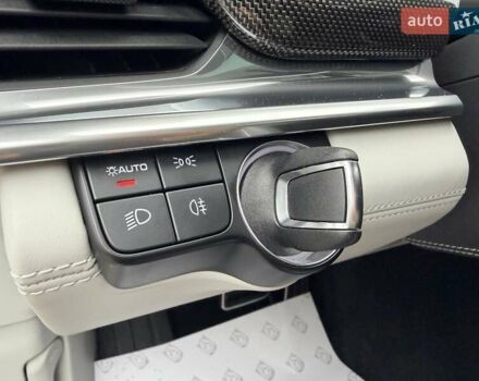 Серый Порше Панамера, объемом двигателя 4 л и пробегом 9 тыс. км за 154999 $, фото 52 на Automoto.ua