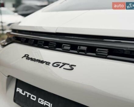 Серый Порше Панамера, объемом двигателя 4 л и пробегом 9 тыс. км за 154999 $, фото 38 на Automoto.ua