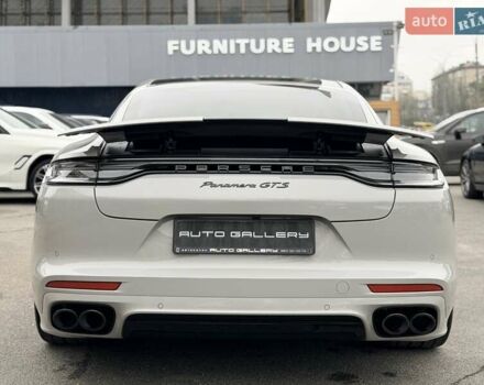 Серый Порше Панамера, объемом двигателя 4 л и пробегом 9 тыс. км за 154999 $, фото 19 на Automoto.ua