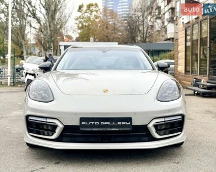 Серый Порше Панамера, объемом двигателя 4 л и пробегом 9 тыс. км за 154999 $, фото 13 на Automoto.ua