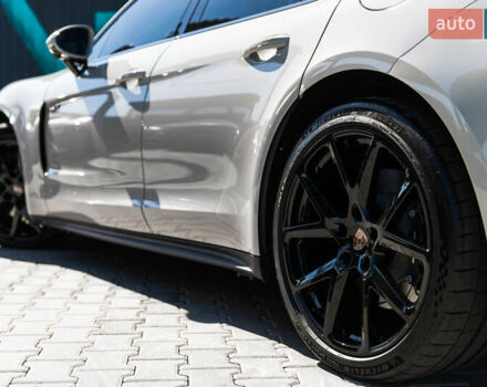 Сірий Порше Panamera, об'ємом двигуна 2.89 л та пробігом 1 тис. км за 179999 $, фото 6 на Automoto.ua
