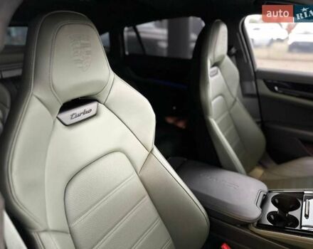 Серый Порше Панамера, объемом двигателя 4 л и пробегом 21 тыс. км за 295000 $, фото 15 на Automoto.ua