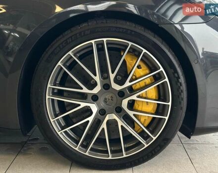 Серый Порше Панамера, объемом двигателя 4 л и пробегом 21 тыс. км за 295000 $, фото 20 на Automoto.ua