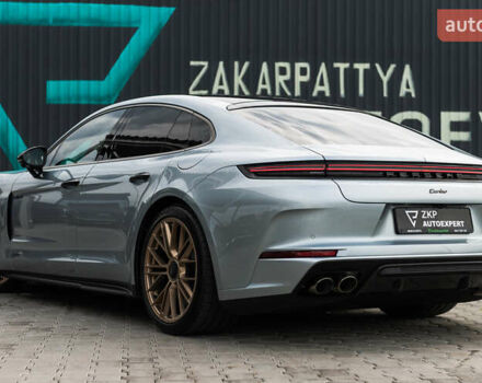 Серый Порше Панамера, объемом двигателя 4 л и пробегом 4 тыс. км за 325000 $, фото 8 на Automoto.ua