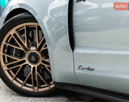 Серый Порше Панамера, объемом двигателя 4 л и пробегом 4 тыс. км за 325000 $, фото 13 на Automoto.ua