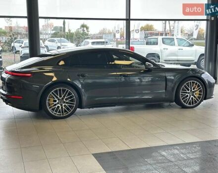 Серый Порше Панамера, объемом двигателя 4 л и пробегом 21 тыс. км за 295000 $, фото 5 на Automoto.ua