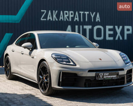 Сірий Порше Panamera, об'ємом двигуна 2.89 л та пробігом 1 тис. км за 179999 $, фото 2 на Automoto.ua