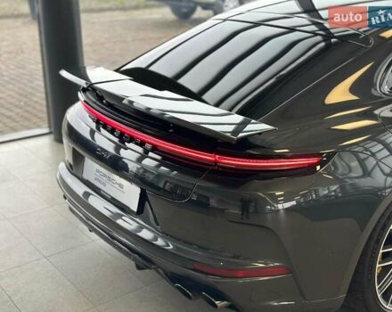 Серый Порше Панамера, объемом двигателя 4 л и пробегом 21 тыс. км за 295000 $, фото 8 на Automoto.ua