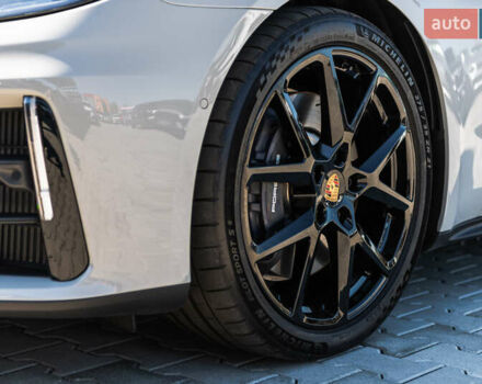 Сірий Порше Panamera, об'ємом двигуна 2.89 л та пробігом 1 тис. км за 179999 $, фото 17 на Automoto.ua