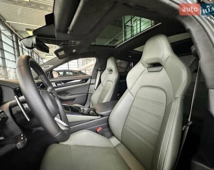 Серый Порше Панамера, объемом двигателя 4 л и пробегом 21 тыс. км за 295000 $, фото 14 на Automoto.ua