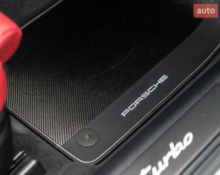 Серый Порше Панамера, объемом двигателя 4 л и пробегом 4 тыс. км за 325000 $, фото 50 на Automoto.ua