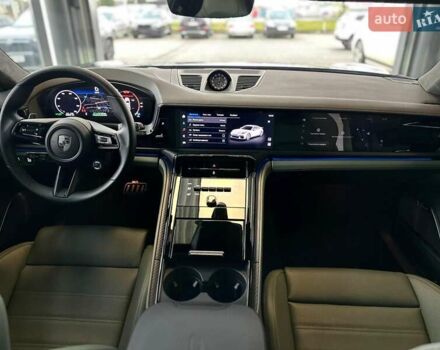 Серый Порше Панамера, объемом двигателя 4 л и пробегом 21 тыс. км за 295000 $, фото 13 на Automoto.ua