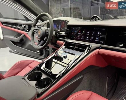 Сірий Порше Panamera, об'ємом двигуна 4 л та пробігом 1 тис. км за 235900 $, фото 61 на Automoto.ua