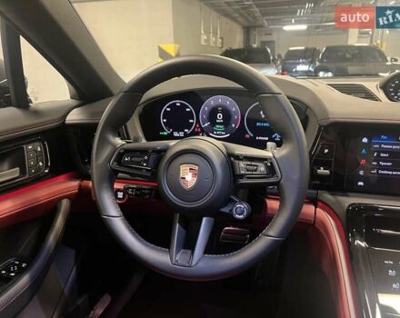 Сірий Порше Panamera, об'ємом двигуна 2.89 л та пробігом 7 тис. км за 177366 $, фото 40 на Automoto.ua