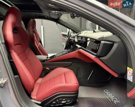 Сірий Порше Panamera, об'ємом двигуна 4 л та пробігом 1 тис. км за 235900 $, фото 57 на Automoto.ua