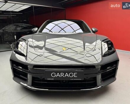 Сірий Порше Panamera, об'ємом двигуна 4 л та пробігом 1 тис. км за 235900 $, фото 2 на Automoto.ua